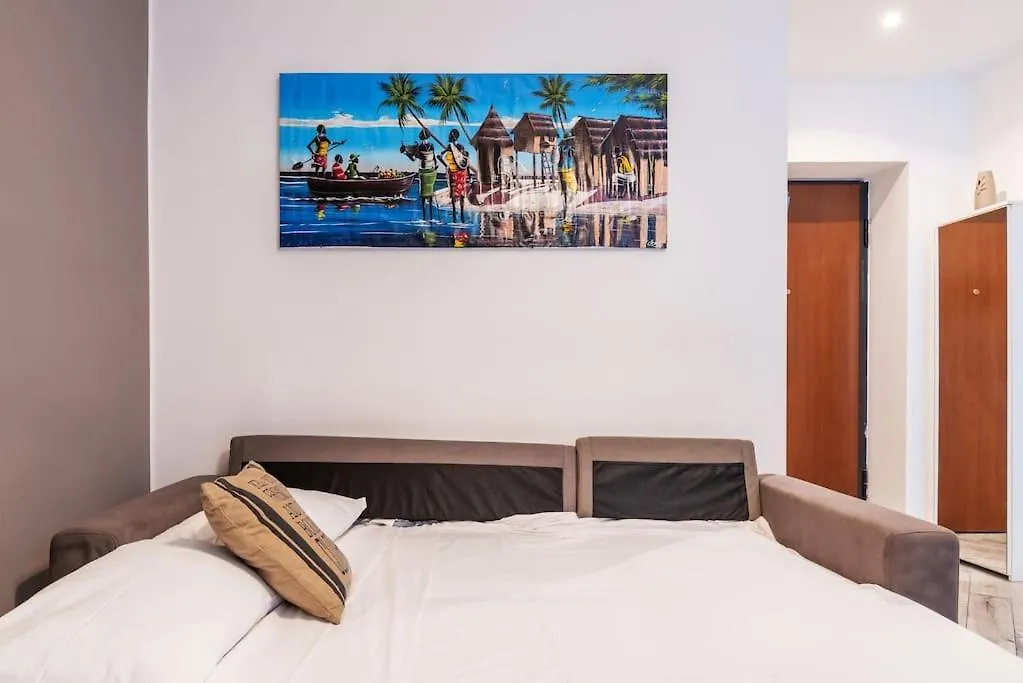 Bilocale Valtellina / Isola Apartment Milan