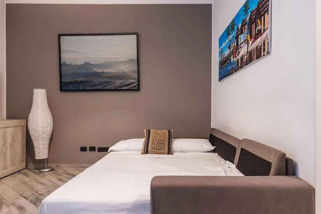 Bilocale Valtellina / Isola Apartment Milan 0*,  Italy