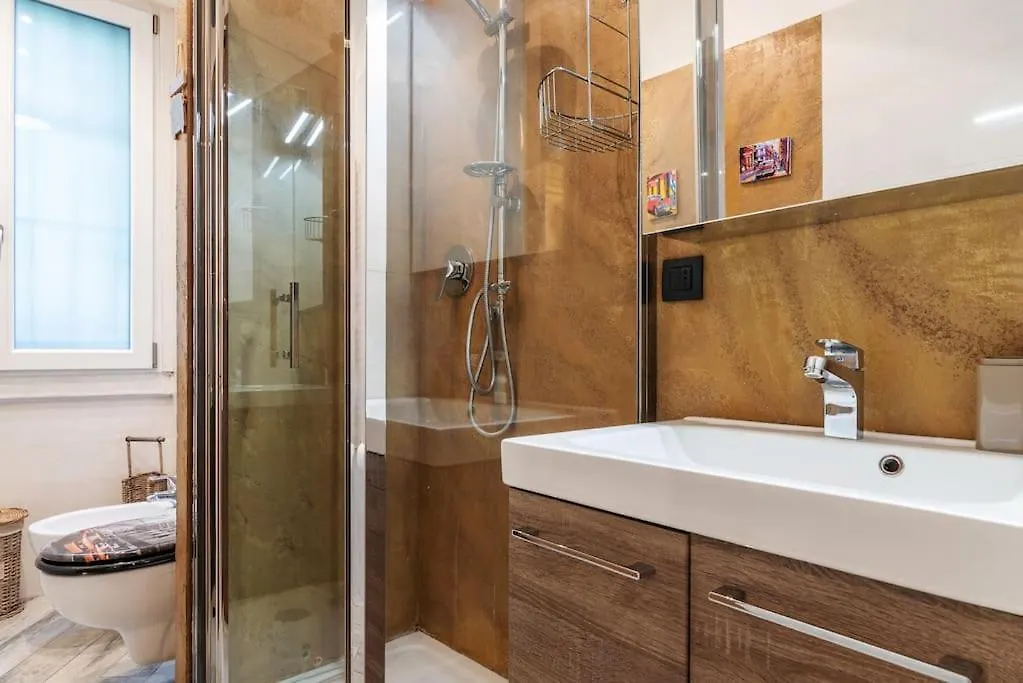 Bilocale Valtellina / Isola Apartment Milan